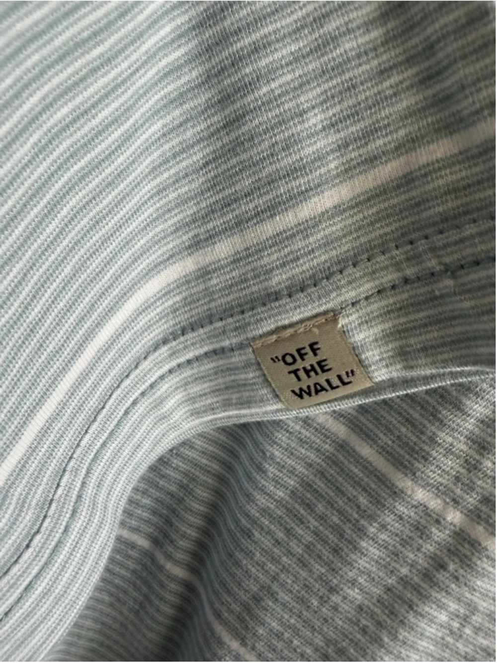 Boy's Vans Light Blue & White Striped Short Sleeve Tee L - Picture 4 of 7